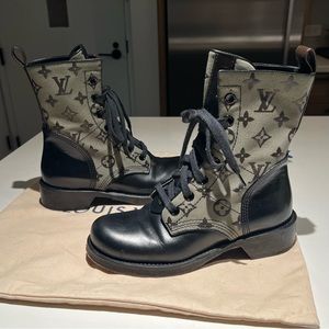 Louis Vuitton Metropolis Flat Ranger